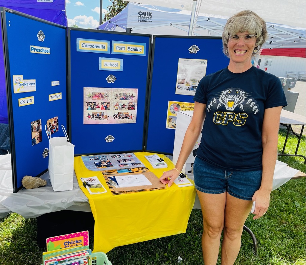 Mrs. Thompson at her booth at the Sanilac County Fair